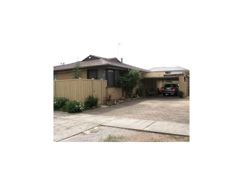 2 Mountview Ave, Hallam VIC 3803