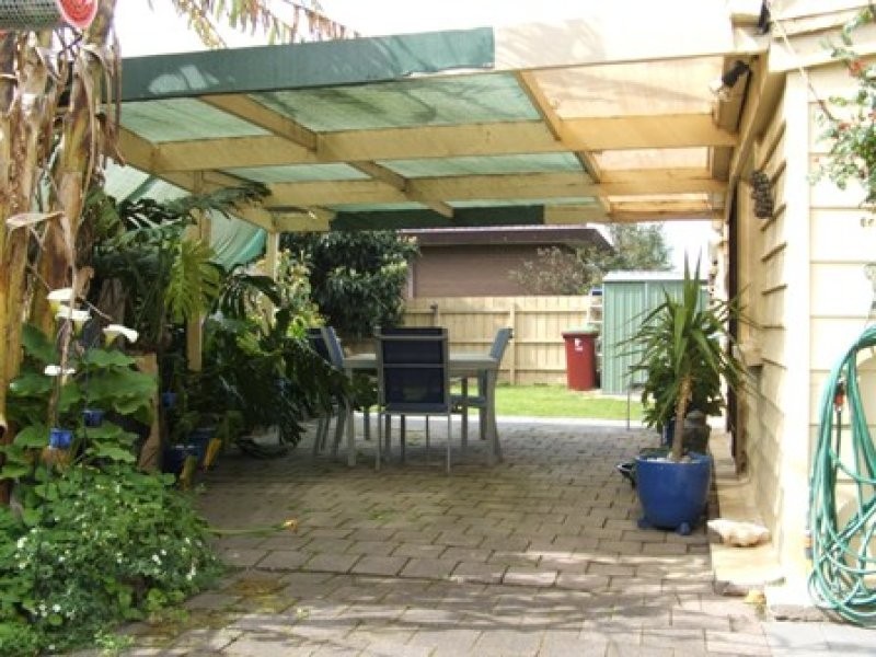 2 Mountview Ave, Hallam VIC 3803