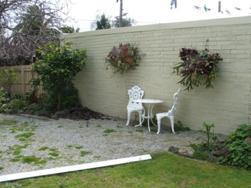 2 Mountview Ave, Hallam VIC 3803