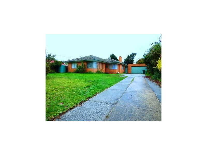 4 Regal avenue, Hallam VIC 3803