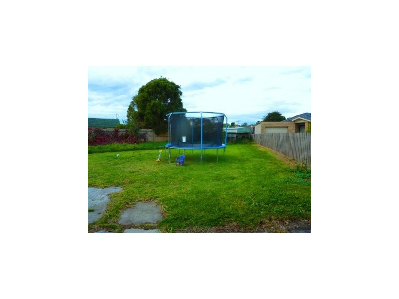 15 Rose Drive, Doveton VIC 3177