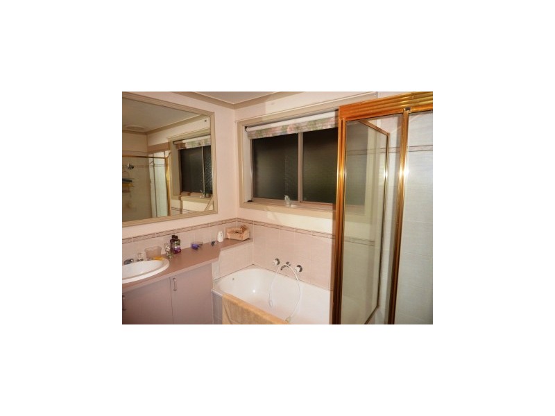 67 Kurrajong Road, Narre Warren VIC 3805