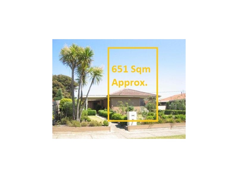 11-13 Highland Ave, Hampton Park VIC 3976