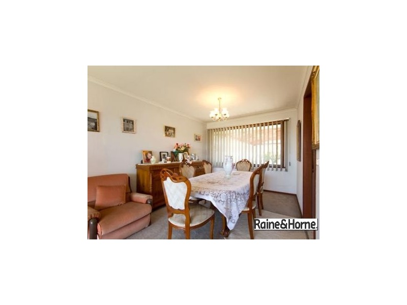 5 Edsall close, Hampton Park VIC 3976