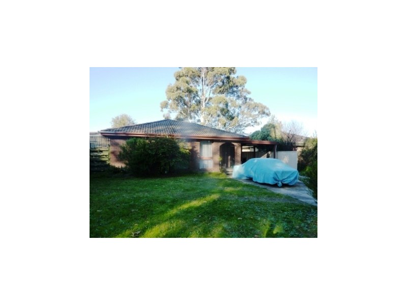 77 Albert Road, Hallam VIC 3803
