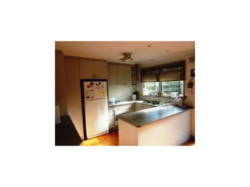 77 Albert Road, Hallam VIC 3803