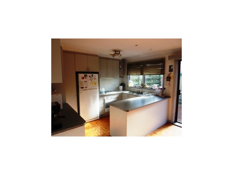 77 Albert Road, Hallam VIC 3803