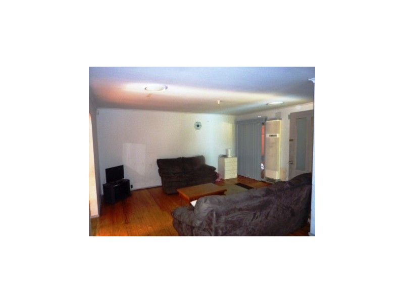 77 Albert Road, Hallam VIC 3803