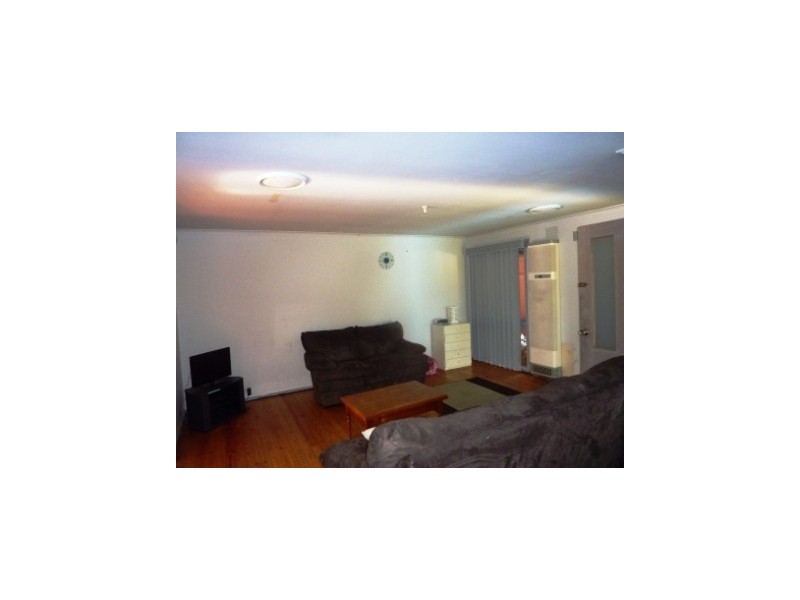 77 Albert Road, Hallam VIC 3803