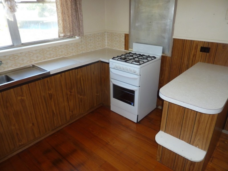 64 Forest, Frankston North VIC 3200