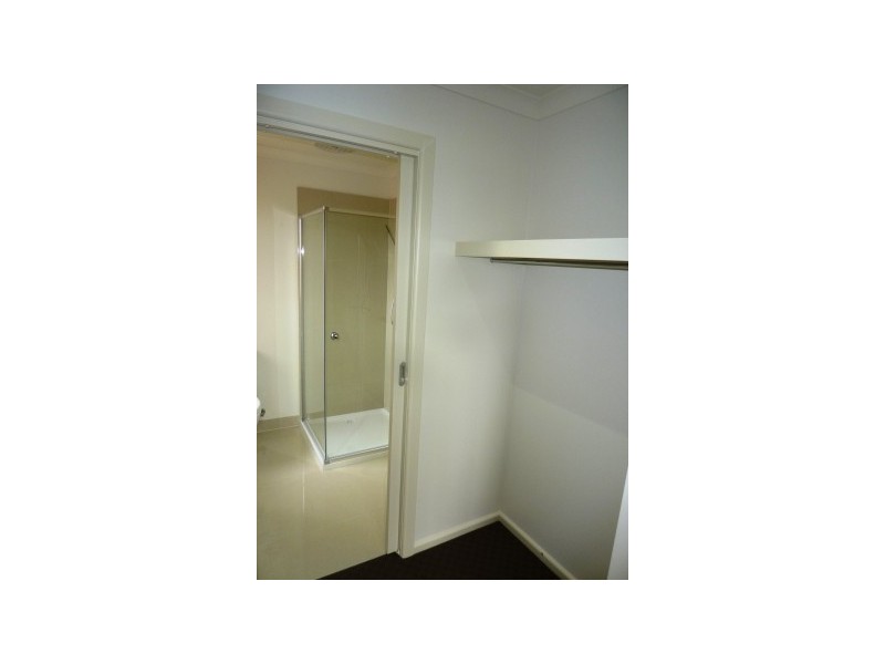 2-4 Edinburgh, Beaconsfield VIC 3807