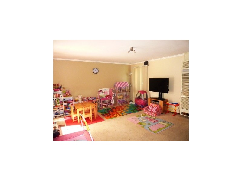 8 George Chudleigh Dve, Hallam VIC 3803