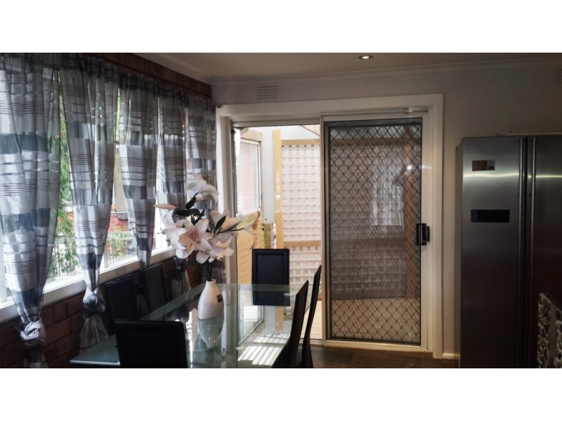 100 Princes Hwy, Hallam VIC 3803