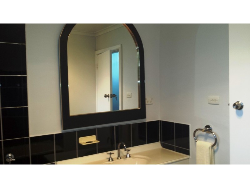 100 Princes Hwy, Hallam VIC 3803