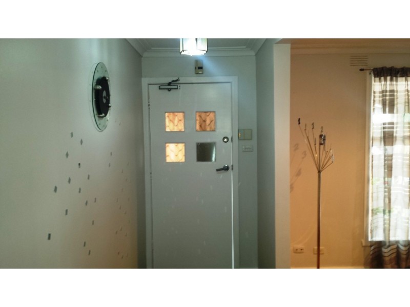 100 Princes Hwy, Hallam VIC 3803