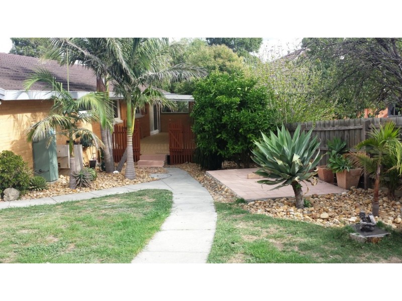 100 Princes Hwy, Hallam VIC 3803