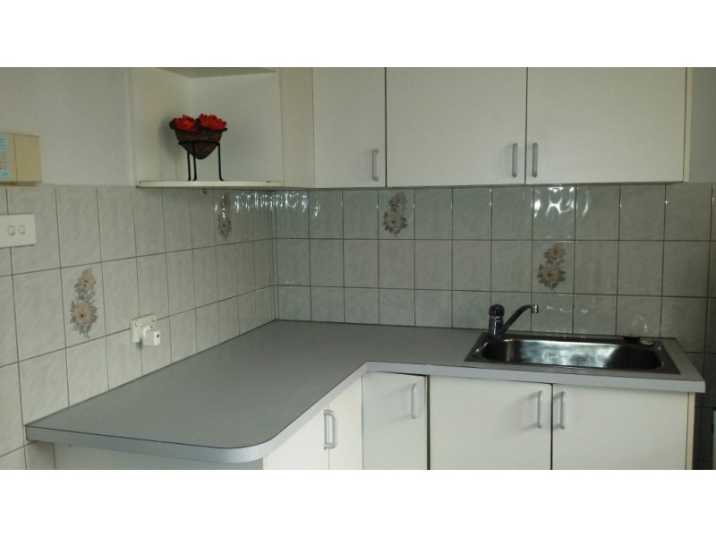 100 Princes Hwy, Hallam VIC 3803