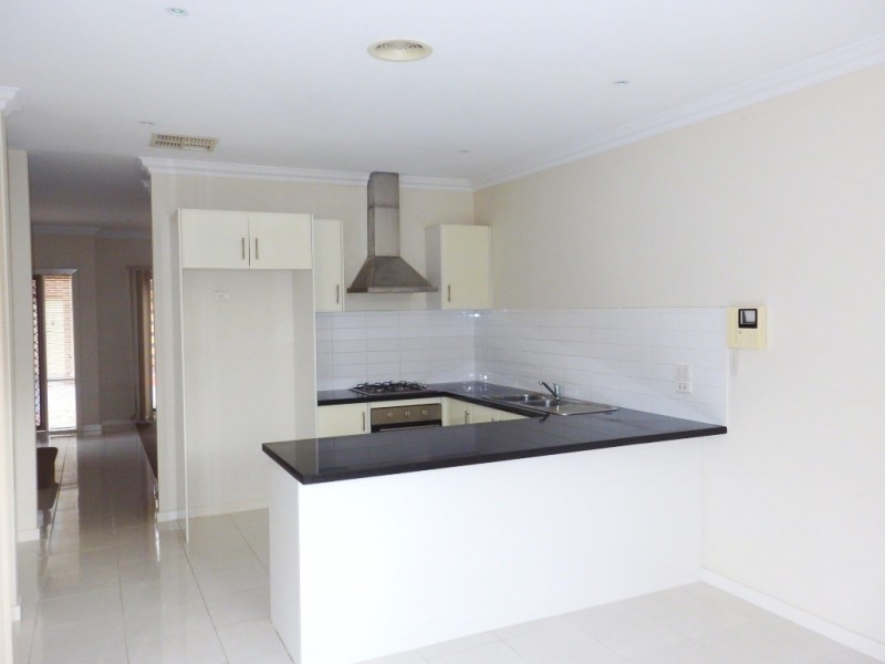 6/77 – 79 Frawley Road, Hallam VIC 3803