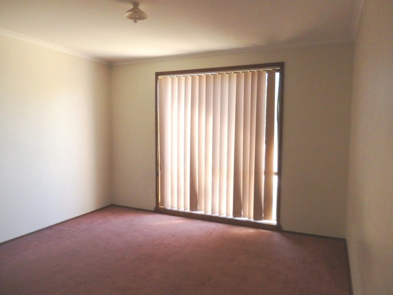 15 Ashford Close, Hampton Park VIC 3976