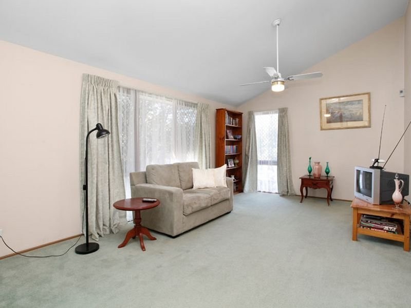 3 The Spur, Hampton Park VIC 3976