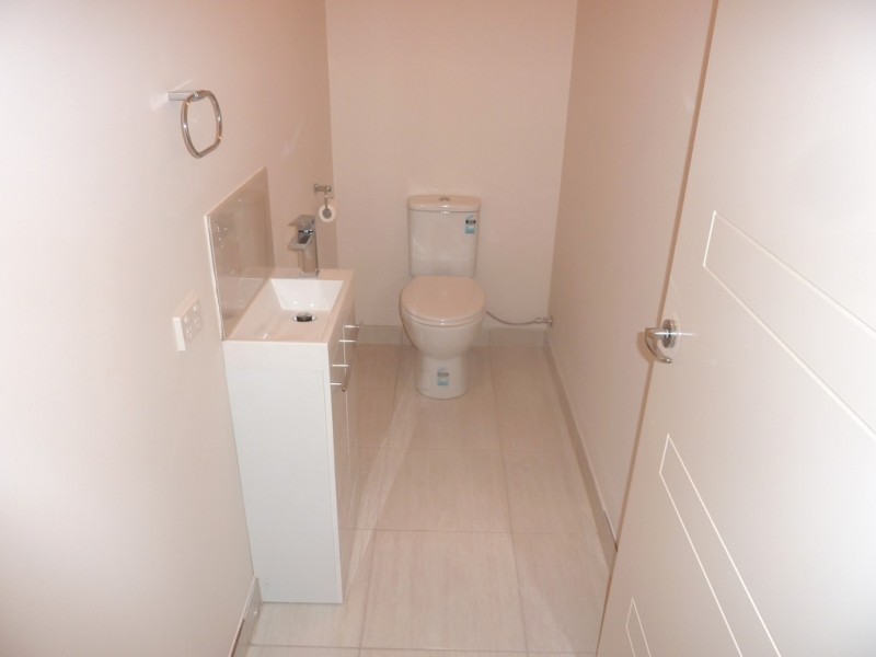 1/190 PRINCES HIGHWAY, Hallam VIC 3803