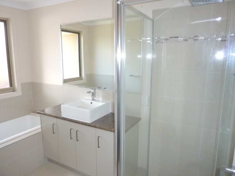 1/190 PRINCES HIGHWAY, Hallam VIC 3803