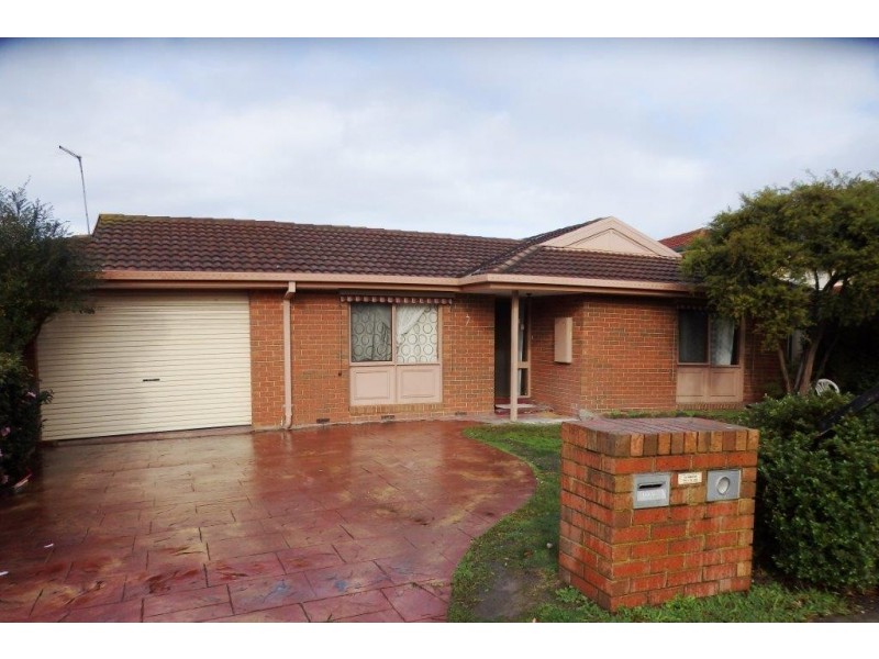 7 George Chudleigh Drive, Hallam VIC 3803