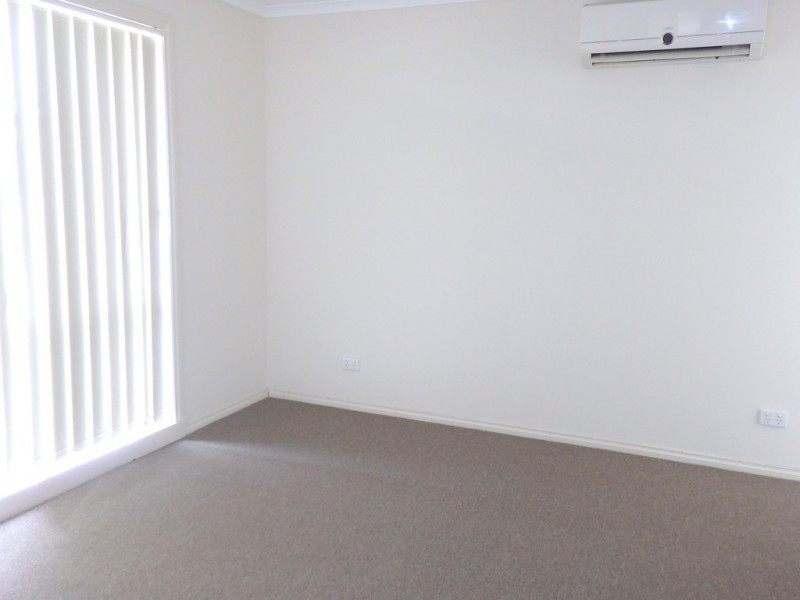 6 Orion Avenue, Cranbourne VIC 3977