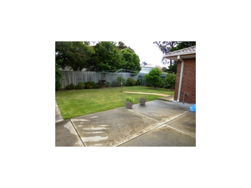 4 Tara Court, Hallam VIC 3803
