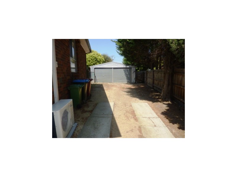 1 Timothy Court, Hallam VIC 3803