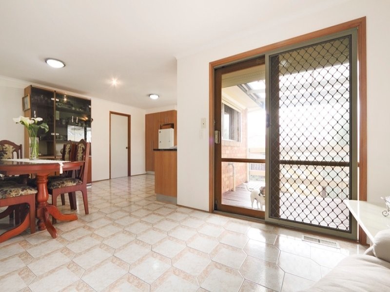 22 Hinrichsen Drive, Hallam VIC 3803