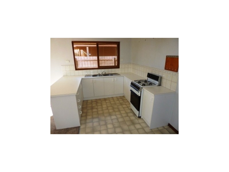 19 Carmen Court, Hampton Park VIC 3976