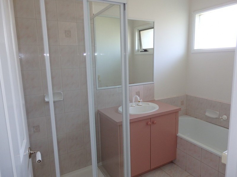 27 Glenburn Drive, Hallam VIC 3803