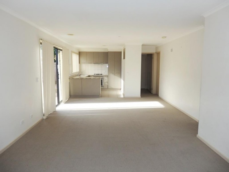 2/47-49 BELLA CRESCENT, Hallam VIC 3803