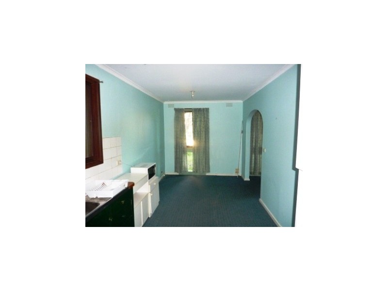 182 Princes Highway, Hallam VIC 3803