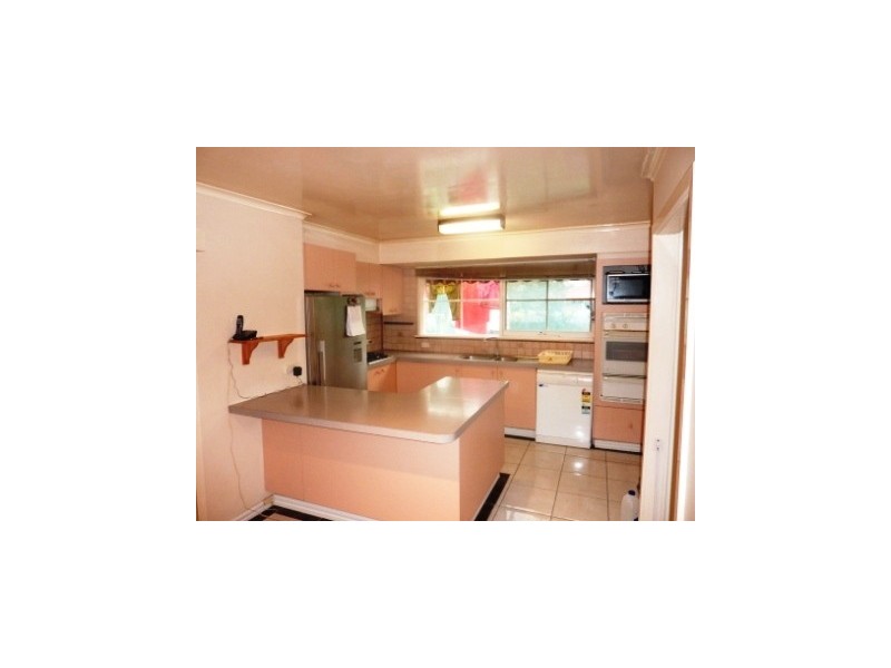 23 Adam Ave, Hallam VIC 3803