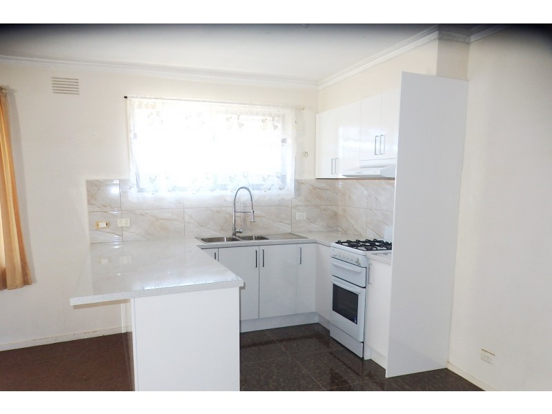 5/36 Canberra Avenue, Dandenong VIC 3175