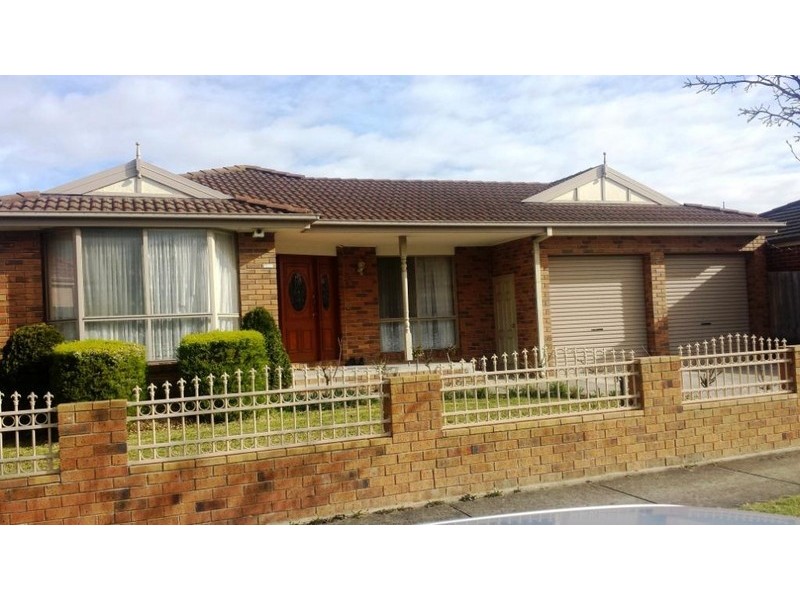 11 Mulguthrie Court, Hallam VIC 3803