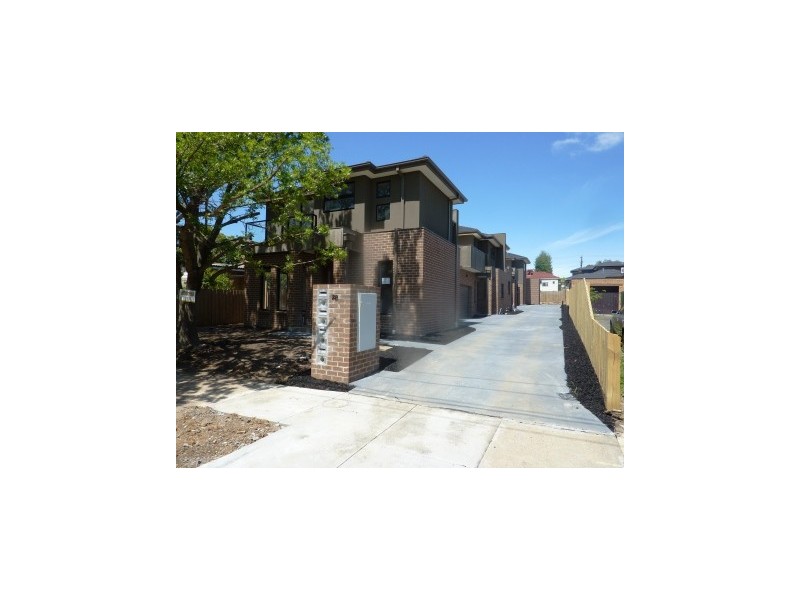 4/28 Burrows Avenue, Dandenong VIC 3175