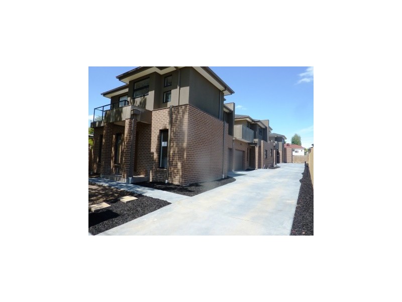 4/28 Burrows Avenue, Dandenong VIC 3175