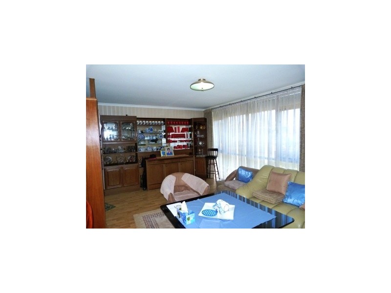 11 Regal Avenue, Hallam VIC 3803