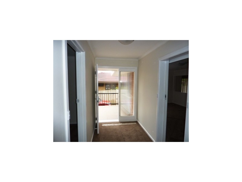 8 Adam Avenue, Hallam VIC 3803