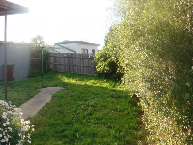 99 FORDHOLM, Hampton Park VIC 3976