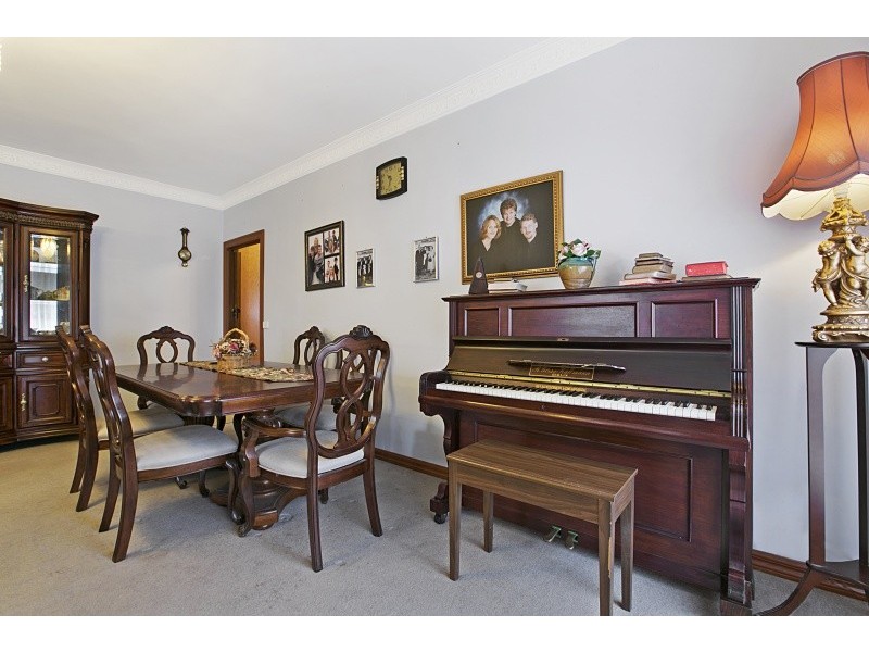 6 BINDI CLOSE, Hallam VIC 3803