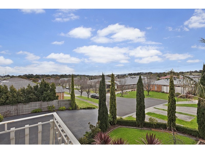 9 GROSVENOR PLACE, Narre Warren North VIC 3804