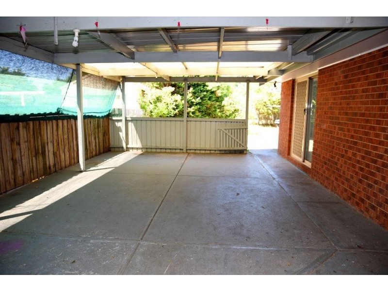 79 NETTLE DRIVE, Hallam VIC 3803