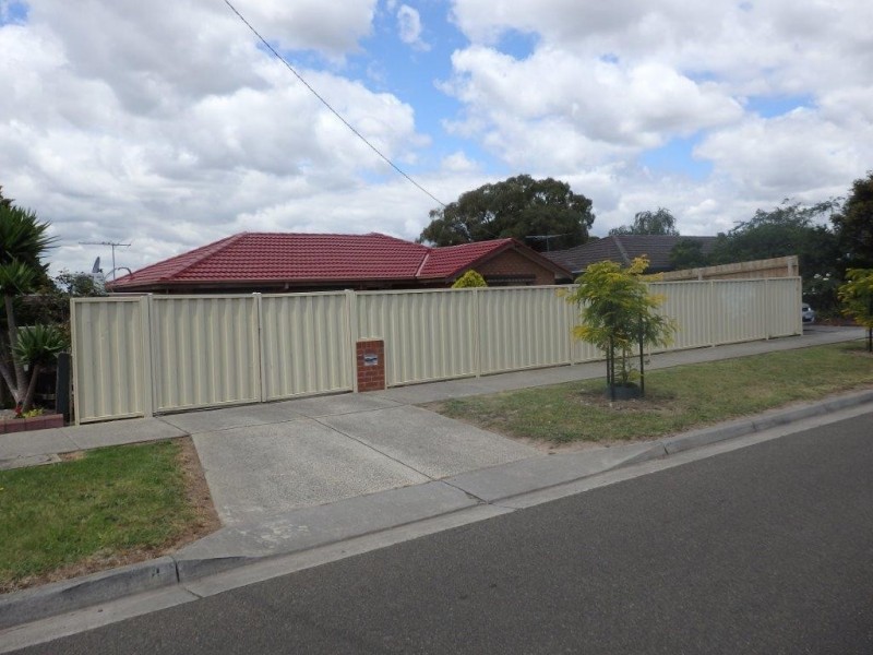 40 FITZGERALD ROAD, Hallam VIC 3803