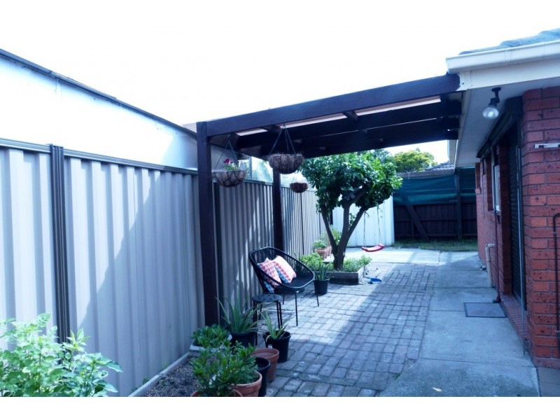 2/8 KENDRA PLACE, Keysborough VIC 3173