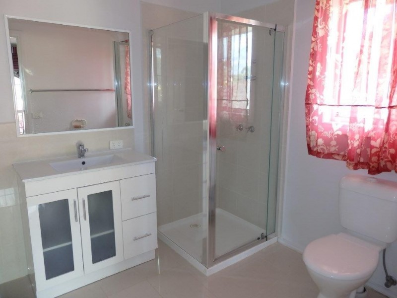 14 LILAC CRESCENT, Berwick VIC 3806