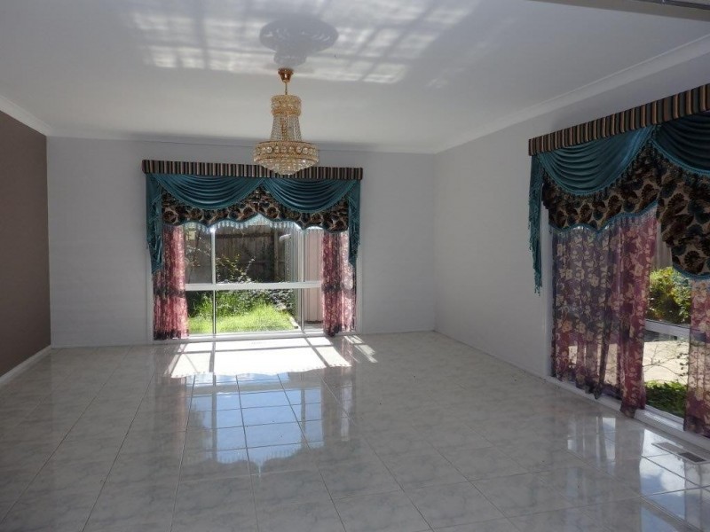 14 LILAC CRESCENT, Berwick VIC 3806